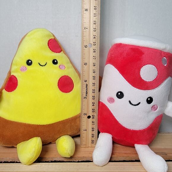Best Friends Plushies: Pizza and Soda - Picture 3 of 5